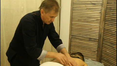 массажист Олег